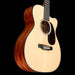 Martin 000C Jr E Natural Angle Up