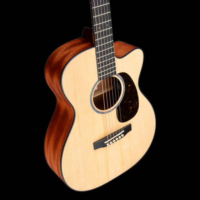 Martin 000C Jr E Natural Angle Down