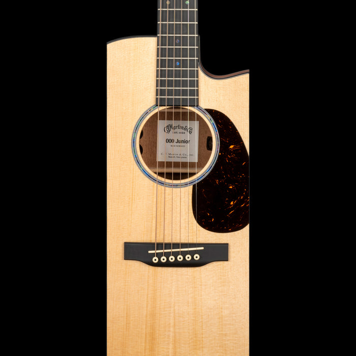 Martin 000C Jr E Natural Front Label