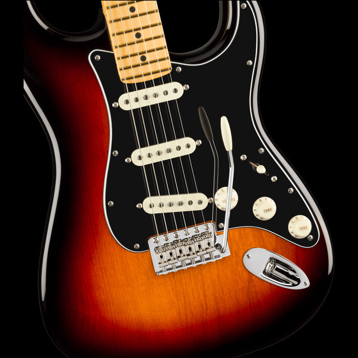 Fender American Professional Classic Stratocaster Maple Fingerboard 3-Color Sunburst  Front Body Detail