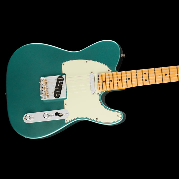 Fender American Professional Classic Telecaster Maple Fingerboard Faded Sherwood Green Metallic Closeup Body Right