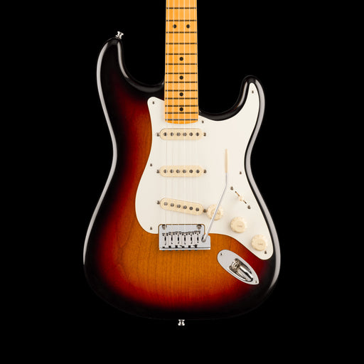 Fender American Ultra Luxe Vintage '50s Stratocaster 3-Color Sunburst Front Crop