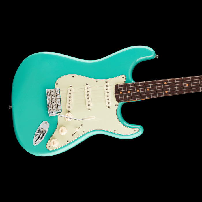 Fender Vintera III Early '60s Stratocaster Seafoam Green Contour Body Right