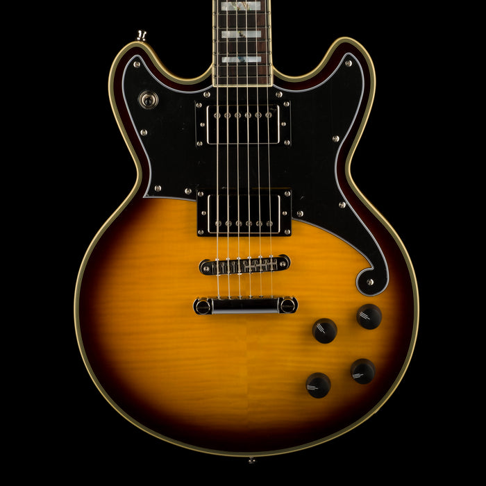 Pre Owned D'Angelico Deluxe Brighton Sunburst With OHSC