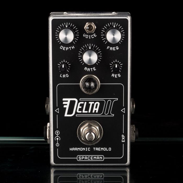 Used Spaceman Delta II Harmonic Tremolo Pedal With Box