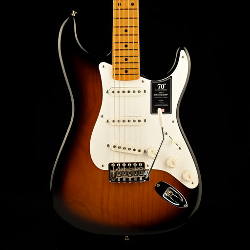 Fender 70th Anniversary American Vintage II 1954 Stratocaster 2-Color Sunburst With Case