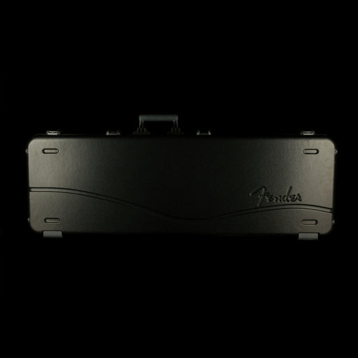 Used Fender Deluxe Molded Bass Case