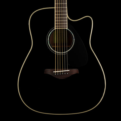 Pre Owned Yamaha FGX830C Dreadnought Cutaway Black With Case