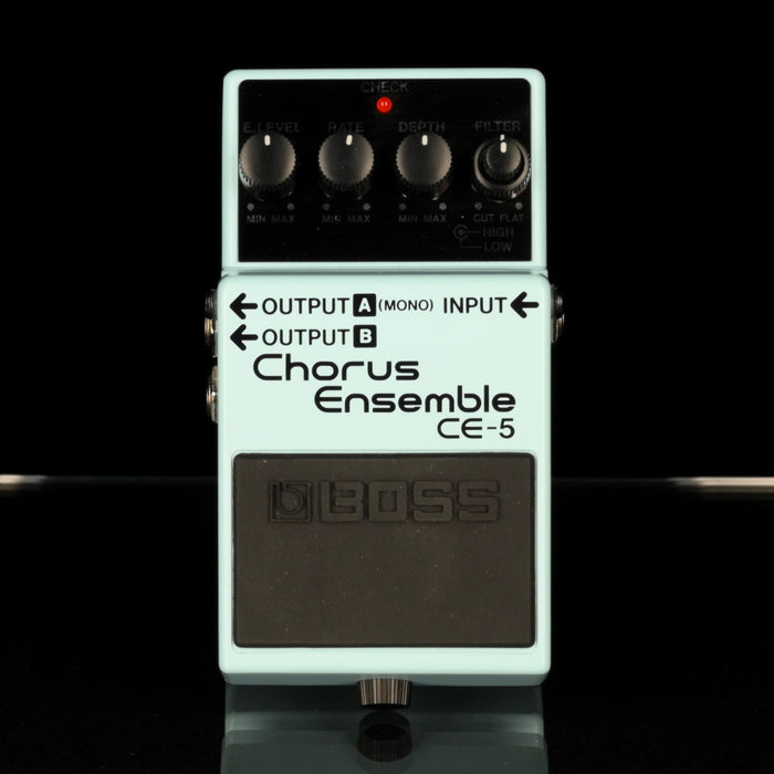 Used Boss CE-5 Chorus Pedal With Box - 3