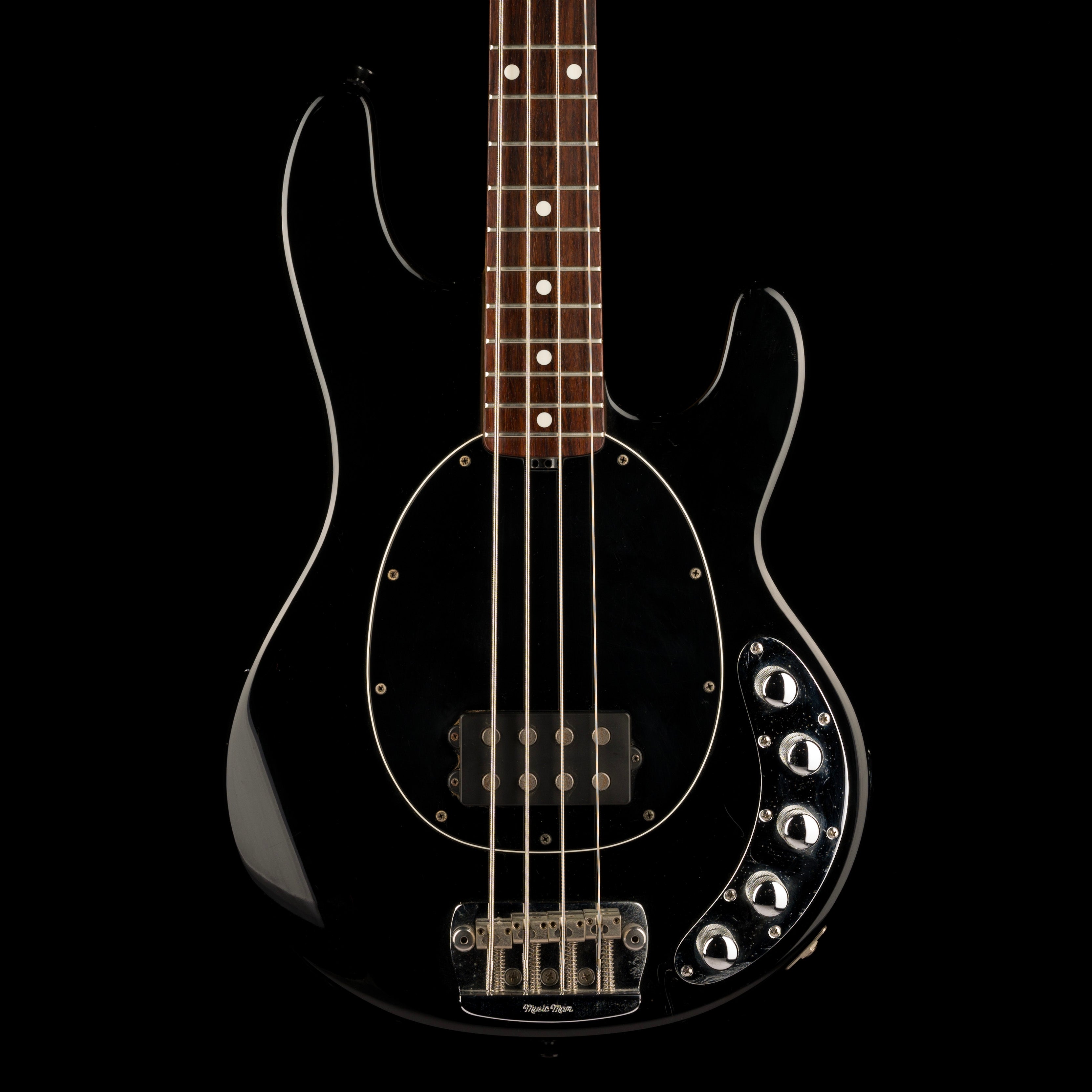 MUSIC MAN エレキベースStingRay 3 EQ HH中古()売却済みです