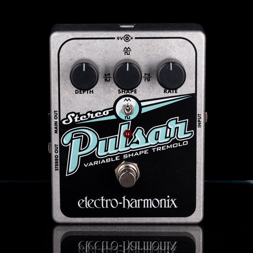 Electro-Harmonix Stereo Pulsar guitar effects pedal on a black background