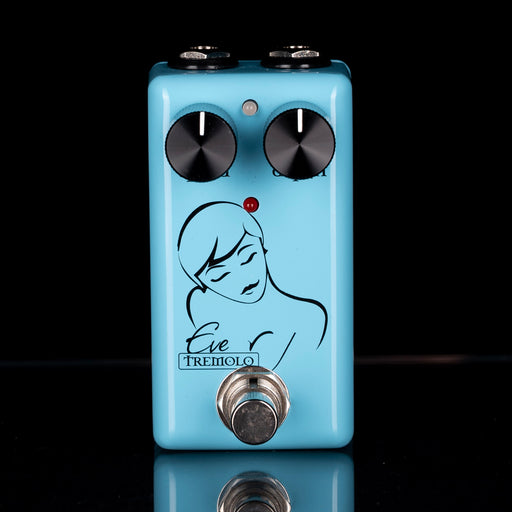 Used Red Witch Eve Tremolo Pedal with Box