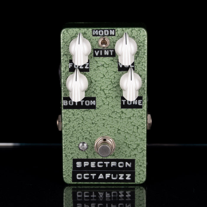 Shin's Spectron Octafuzz Green #081 "Green Scratch" Pedal