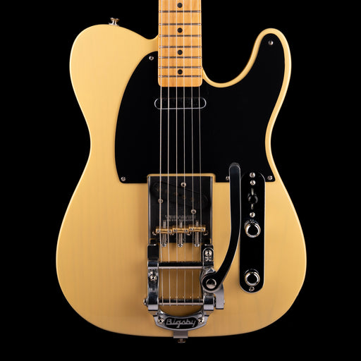 Pre-Owned Fender Vintera II 50's Nocaster Blackguard Blonde With Bigsby B5 With OHSC