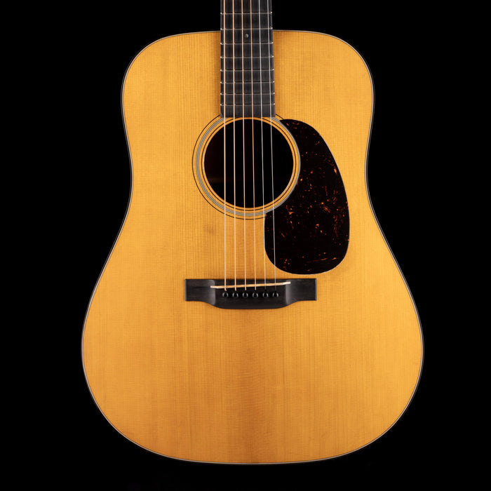 Martin D-18 Authentic 1937 Aged Natural with Case