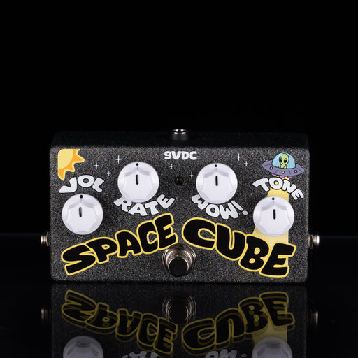 Fruit FX Space Cube Square Wave Fuzz Guitar Effect Pedal