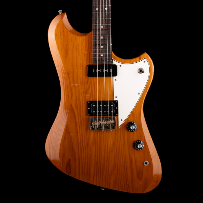 Novo Nucleus Voltur V2 Amber with Soft Case
