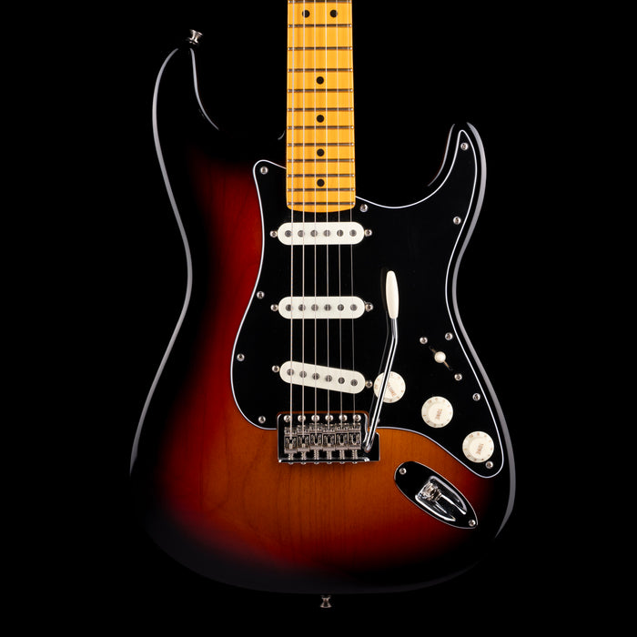 Used Fender American Professional Classic Stratocaster 3-Color Sunburst With Gig Bag