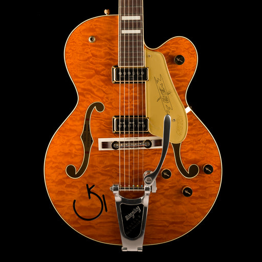 Gretsch G6120TGQM-56 Limited Edition Quilt Classic Chet Atkins Hollow Body with Bigsby Roundup Orange Stain LacquerGretsch G6120TGQM-56 Limited Edition Quilt Classic Chet Atkins Hollow Body with Bigsby Roundup Orange Stain Lacquer