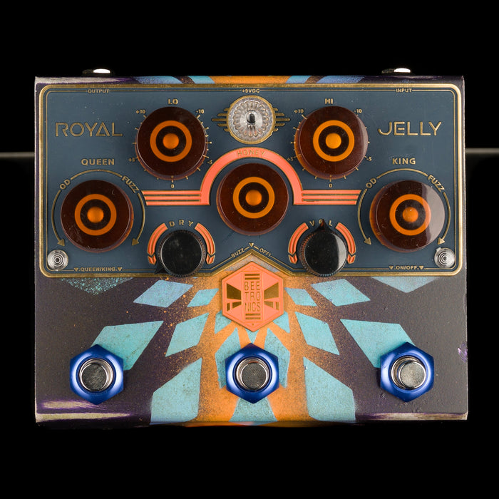 royal jelly pedal Used BeetronicsFX Custom Shop 1 Off Blue Royal Jelly Overdrive Fuzz Pe — Truetone Music