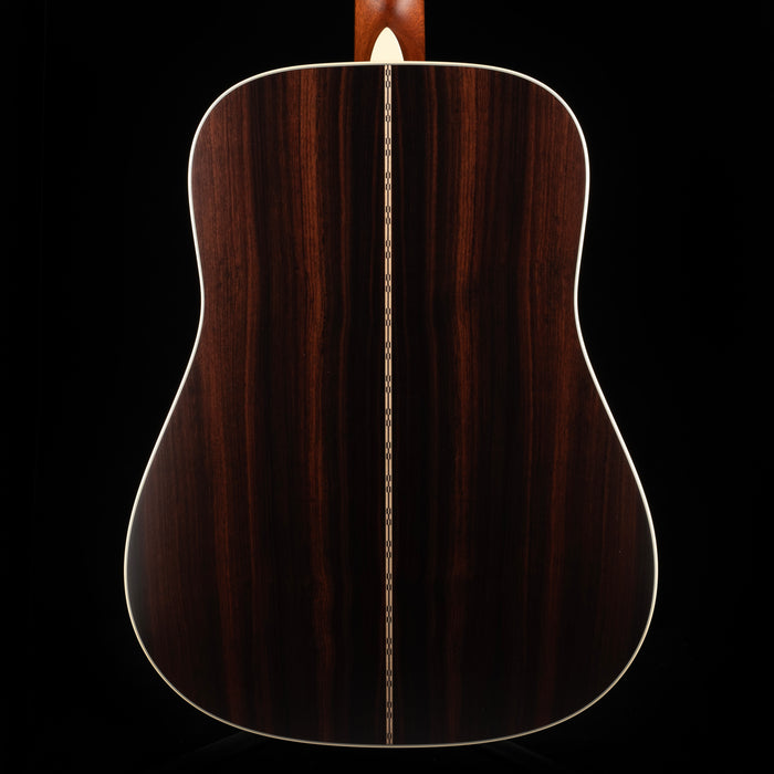 Martin D-28 Satin Amberburst with Case