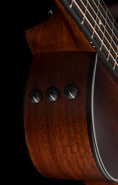 Taylor 322ce 12-Fret Acoustic Electric Guitar With Case