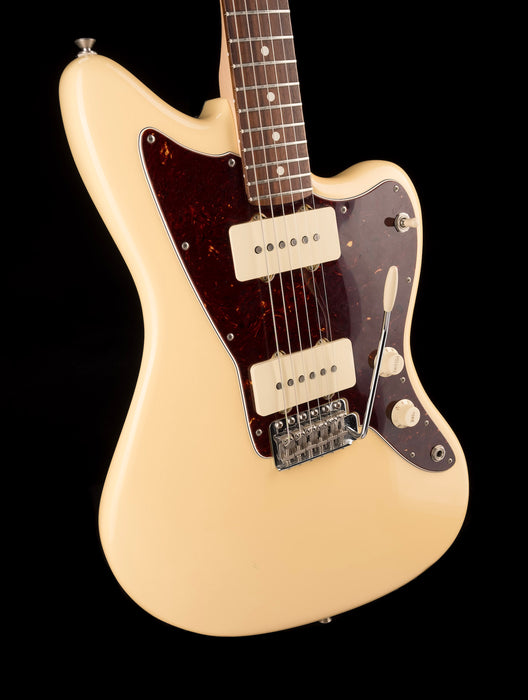 Used Fender American Performer Jazzmaster Vintage White With Gig Bag