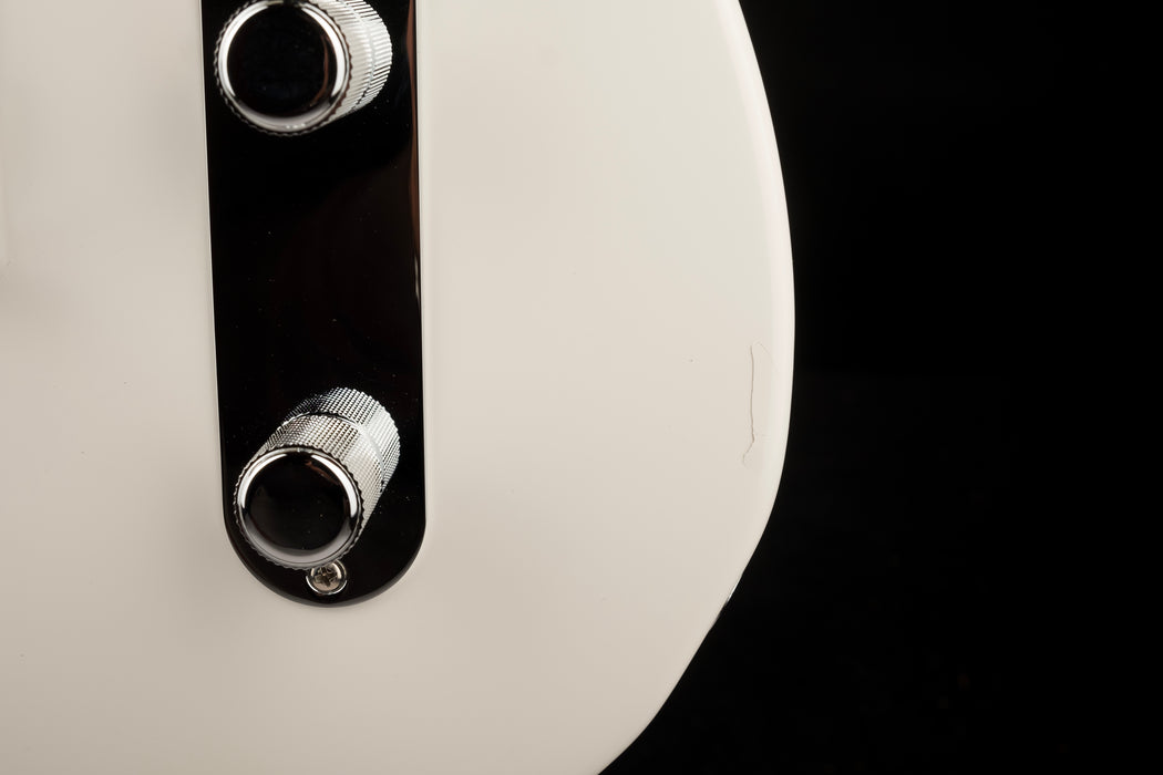 Used Demo Fender Player Series Telecaster Maple Fingerboard Polar White