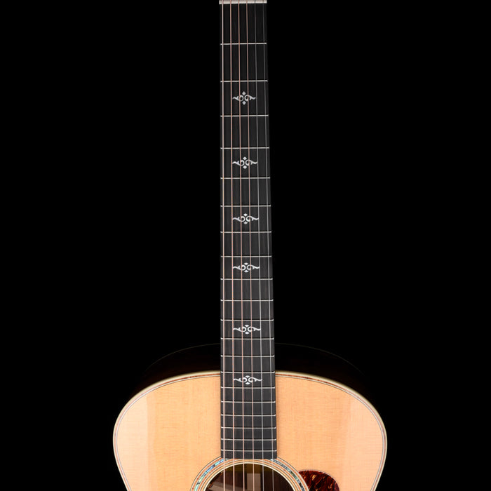 Taylor Gold Label 814e Honduran Rosewood Natural with Case