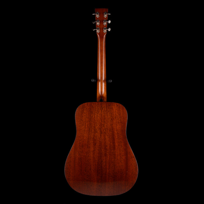 Martin D-18 Authentic 1937 Aged Natural with Case