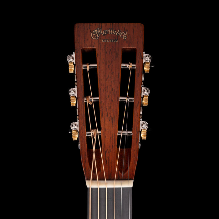 Martin Custom Shop 000-28 Slotted Headstock Guatemalan Rosewood With Italian Alpine Spruce With Case