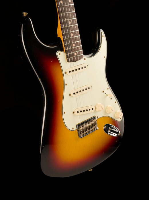 Fender Custom Shop 1961 Stratocaster Hardtail Journeyman Relic 3-Tone Sunburst
