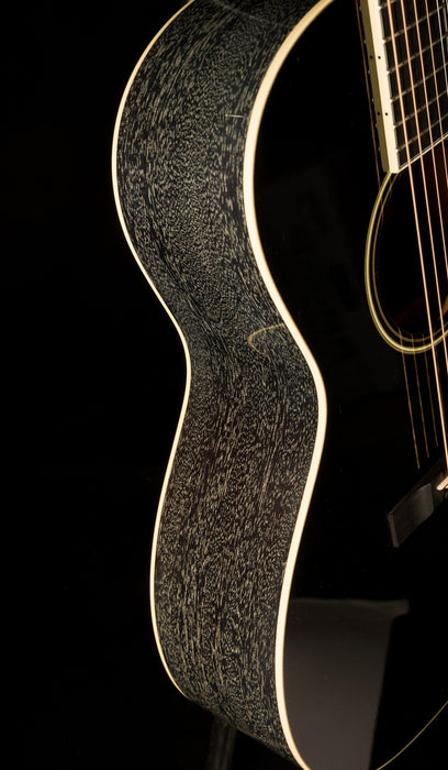 Pre Owned Collings Custom C10 Deluxe Doghair with Case