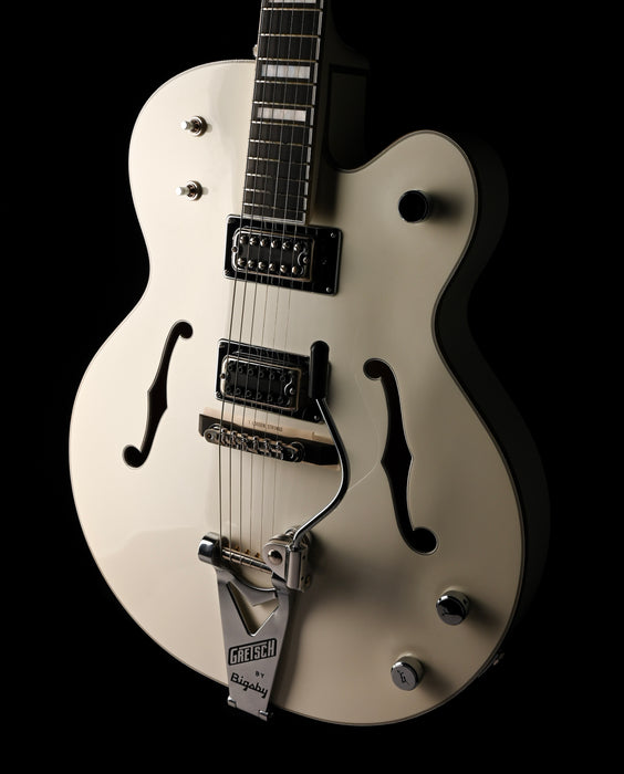 Pre Owned Gretsch G7593T-BD Billy Duffy White Falcon With OHSC - JT20093653