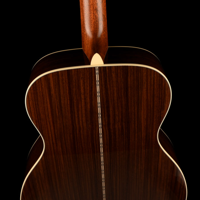 Martin 000-28 Standard (2025) Natural Acoustic Guitar with Case