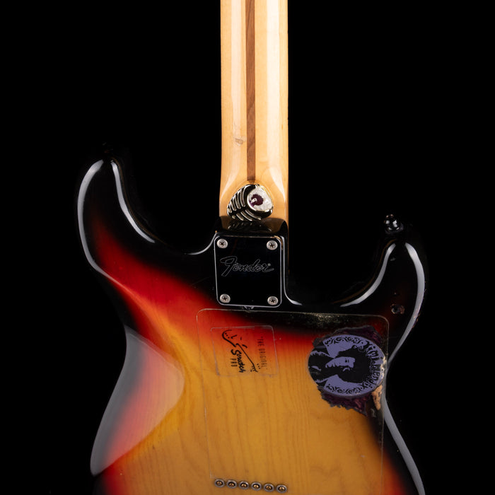 Pre Owned 1977 Fender Stratocaster Left-Handed Hardtail 3-Tone Sunburst With OHSC