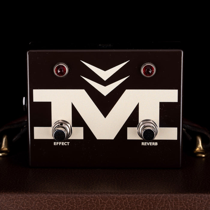 Pre Owned Magnatone Mono Twilighter Guitar Amp Combo With Footswitch and Cover