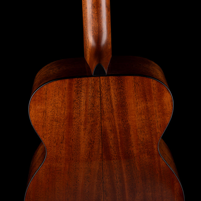 Martin 00-18 Standard (2025) Natural Acoustic Guitar with Case