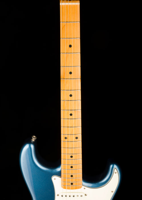 Used Fender FSR Traditional 50s Stratocaster Lake Placid Blue with Competition Stripe with Gig Bag