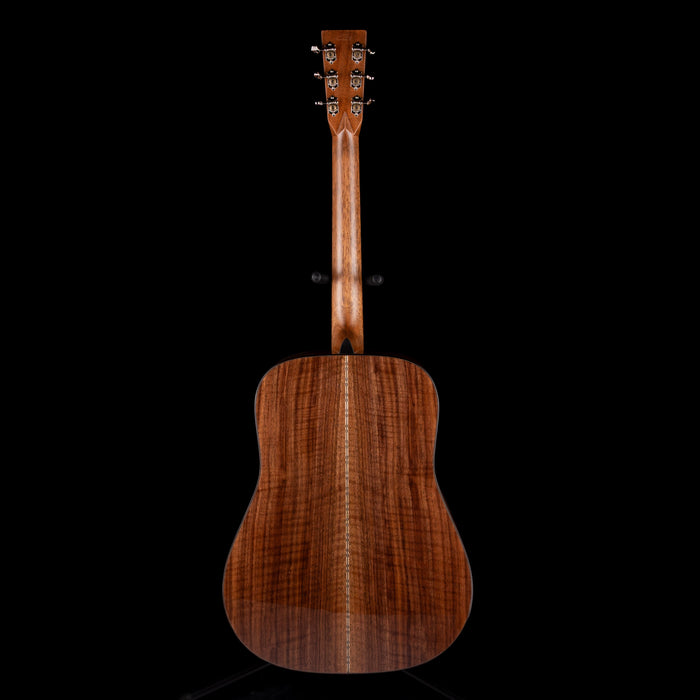 Martin Custom Shop D-28 Figured Black Walnut With Case