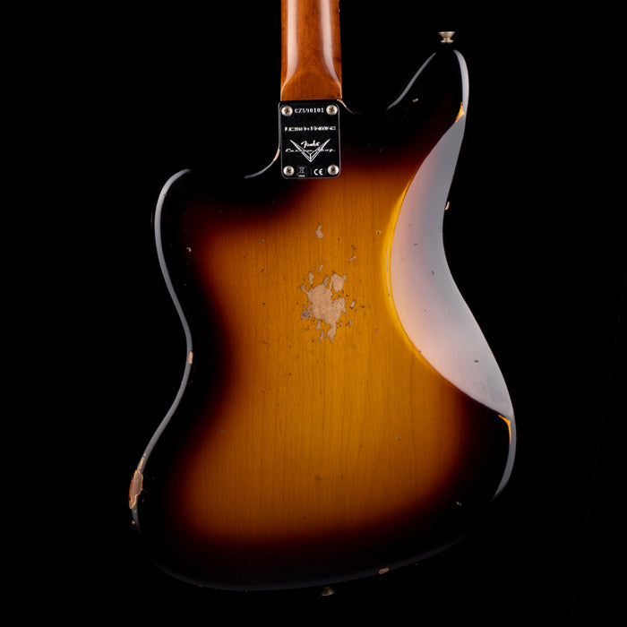 Fender Custom Shop Roasted 1962 Jaguar Journeyman Relic Wide Fade 2-Tone Sunburst With Case