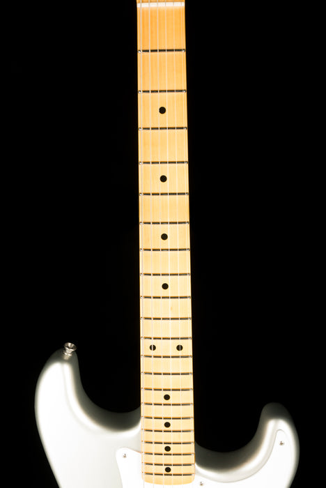 Fender Custom Shop Limited Edition 1954 Stratocaster Time Capsule Inca Silver