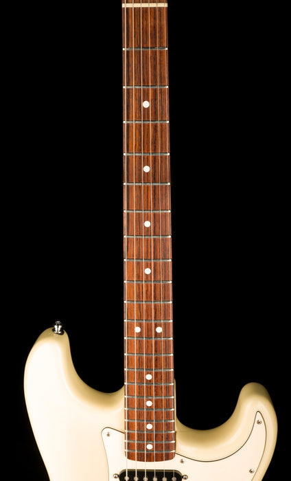 Pre Owned 1995 Fender Stratocaster Special HSS White Blonde With Flight Case
