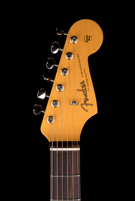 Used Fender American Vintage II 1961 Stratocaster 3-Tone Sunburst with OHSC