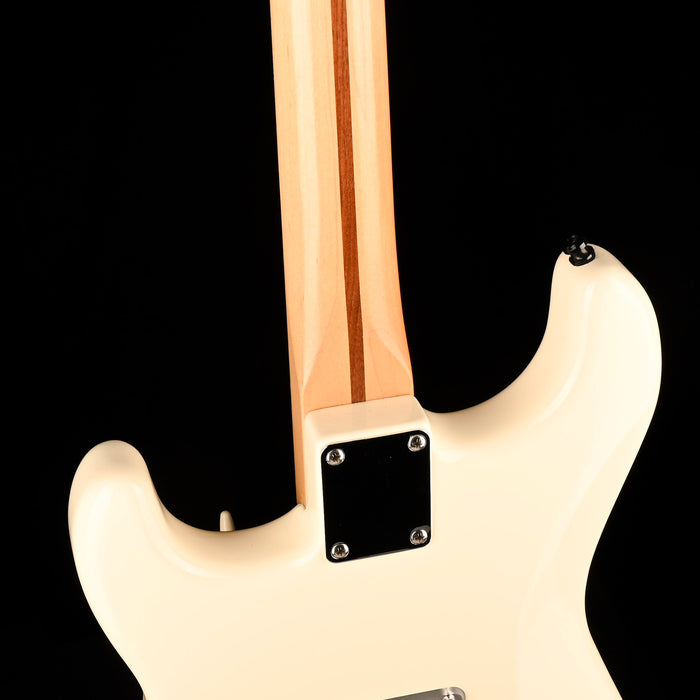 Pre Owned 2004 Fender Stratocaster White Fishscale Modified With Gig Bag