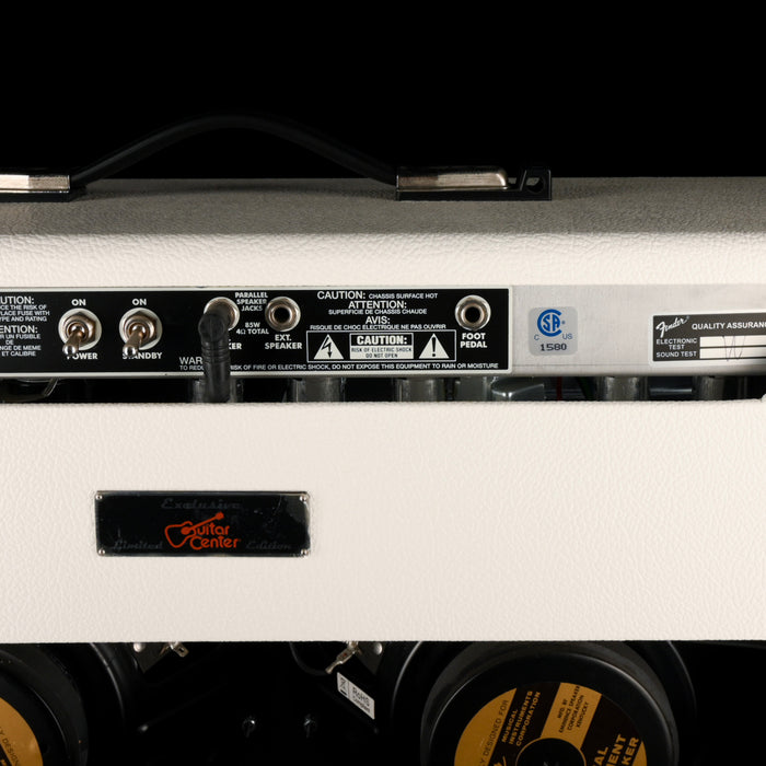 Pre Owned Fender Limited Edition Hot White Bronco '65 Twin Reverb Reissue Guitar Amp Combo with Footswitch and Cover