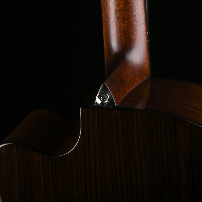 Used Alvarez ABT710 Elite Baritone Acoustic Electric Guitar Natural