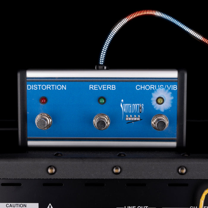 Pre Owned Roland JC-120 Guitar Amp Combo With Footswitch and Cover - Z2M6777