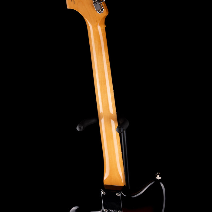 Pre Owned 2024 Fender Limited Edition Vintera II 50's Jazzmaster 3-Tone Sunburst With Gig Bag