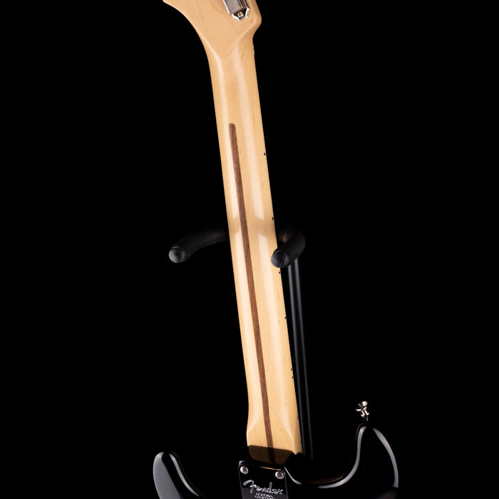 Pre-Owned 2004 Fender Eric Clapton Stratocaster Black With OHSC